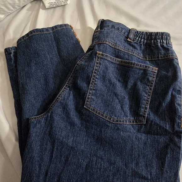 Ruby red womens elastic back jean denim capri sz 6p 6 petite nwt - Picture 5 of 7